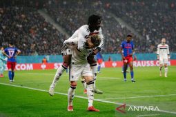 Real Madrid dan Atletico Madrid incar gelandang muda MU Kobbie Mainoo
