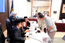 DKPP memeriksa Bawaslu Boalemo terkait rekayasa tiket perjalanan dinas