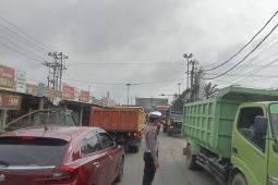 Jembatan Aur Duri I Jambi titik kemacetan baru Jalintim Sumatera