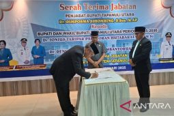 Pj Bupati Dimposma sertijabkan Bupati Taput ke Jonius Taripar Parsaoran Hutabarat