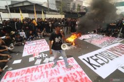 Aksi unjuk rasa mahasiswa di Kabupaten Kediri