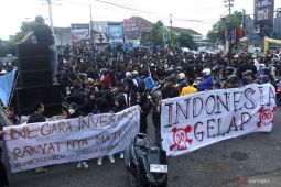 Aksi mahasiswa di Jember