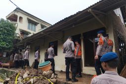 Polda Lampung jamin keamanan rumah warga terdampak banjir dengan lakukan patroli