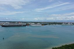 Pelabuhan Benoa cetak sejarah usai sandarkan tiga kapal pesiar secara bersamaan