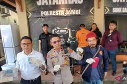 Polresta Jambi tangkap dua pencuri uang asing Rp300 juta