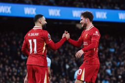 Liverpool kokoh di puncak klasemen usai kalahkan Newcastle,