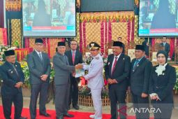 Bupati dan Wabup Rejang Lebong tolak pengadaan kendaraan dinas baru