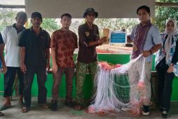 PT Timah bantu alat tangkap udang Nelayan Batu Tuan