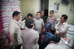 Mentan dan Wamentan temukan harga beras di atas HET saat sidak di Magelang
