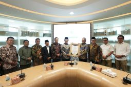 PP Muhammadiyah berikan penghargaan kepada Dirut Holding Perkebunan Nusantara