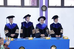 Universitas Pancasila mengukuhkan empat guru besar