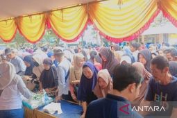 Kotabaru govt conducts cheap market to curb inflation