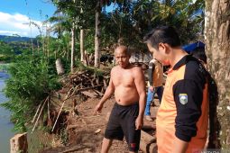 BPBD OKU pasang rambu peringatan dini  bahaya longsor