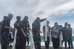 Lantamal IX Ambon  musnahkan 1,4 ton minuman keras sitaan di pelabuhan