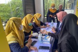Dukung program pemerintah, Anggota DPRD Jatim gelar cek kesehatan gratis saat reses