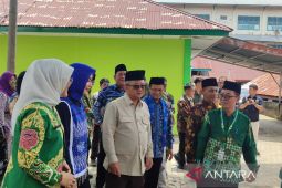 Mendikdasmen harapkan sekolah gunakan energi terbarukan