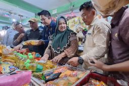 Pemprov Babel distribusikan 30 ton minyak goreng jelang ramadan