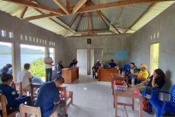 Pemkab Manggarai Barat bersama pelaku pariwisata kembangkan Desa Wisata Warloka Pesisir