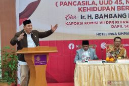 Anggota DPR Bambang Haryo terima keluhan warga soal BLT di Surabaya