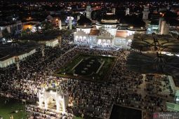 Panduan doa Tarawih beserta latin dan artinya!