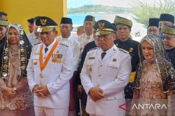 Gubernur dan Wagub Kepri disambut adat Melayu