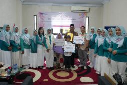 PLN Sumut salurkan mushaf Al Quran khusus tahfidz di Kota Padangsidimpuan semarakkan Ramadhan