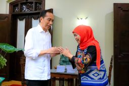 Khofifah-Emil bersilaturahmi ke Presiden RI ke-7 Jokowi usai retret