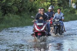 Fenomena "bulan purnama" picu banjir di pesisir RI sampai akhir Maret