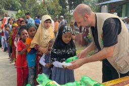Dana bantuan dipangkas, UNHCR khawatir pengungsi Rohingya kelaparan