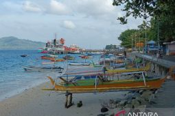 BMKG sebut kecepatan angin picu gelombang tinggi di perairan Sulut