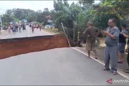 BPJN Jambi gerak  cepat tangani Jalinsum Bungo putus