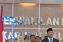 Pasangan Syah Afandin-Tiorita Surbakti hadiri paripurna DPRD Langkat