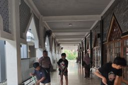 Polisi beri sanksi sosial 3 remaja terlibat balap liar