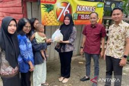 Bapas Kendari beri bantuan sembako ke warga kurang mampu