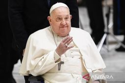 Vatikan : Paus Fransiskus mengalami dua kali gagal napas akut pada Senin malam