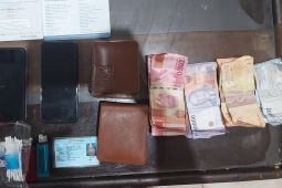 Polisi membongkar aksi penipuan penggandaan uang di Indramayu