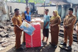 Pemkab Situbondo beri bantuan uang perbaikan rumah korban kebakaran
