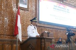 Bupati Kutim komitmen selesaikan program sebelumnya