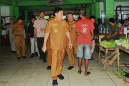 Bupati Beltim pantau harga bahan pokok di awal Ramadhan 1446 H