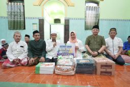 Wali Kota Mojokerto berikan hibah untuk puluhan masjid dan mushalla