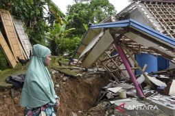 Bencana pergerakan tanah di Tasikmalaya