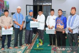 Baznas Belitung salurkan bantuan di kegiatan safari Ramadhan