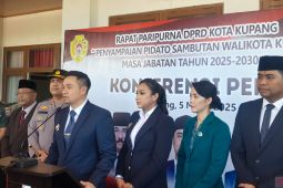 Wali Kota Kupang mencanangkan satu bank sampah di setiap kecamatan