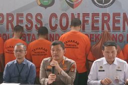 Polisi bandara tangkap tujuh pelaku TPPO dengan modus umroh