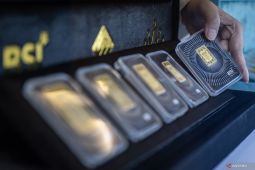 Harga emas Antam turun Rp3.000 per gram
