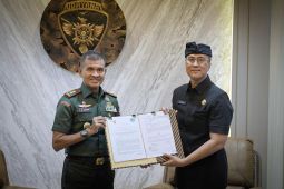 Pemkab Badung dan Kodam Udayana atasi sampah laut