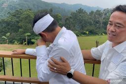 Gubernur Demul menangis lihat alih fungsi lahan ugal-ugalan di Puncak