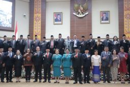 Kaper Kemendukbangga/BKKBN Sulut ikut serah terima jabatan Gubernur-Wagub