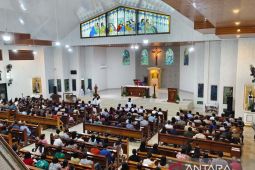 Umat Katolik di Belitung peringati Rabu Abu