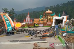 Gubernur Jabar target bongkar Hibisc Fantasy Puncak tuntas sebelum Lebaran